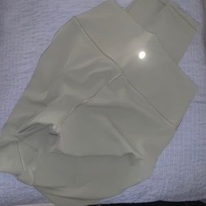 Lululemon Wunder Under High Rise Leggings 6